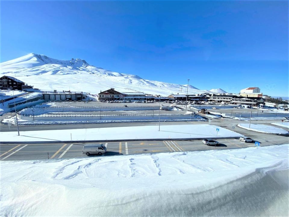 Property building, Winter, Mountain view