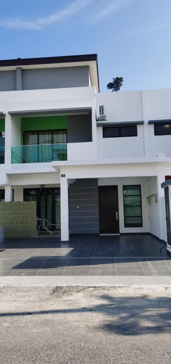 48 悠之处NO . 48, PERSIARAN ALAM IMPIAN 3 VILLA RIADAH ALAM IMPIAN PANGKOR, 32300 PANGKOR , PERAK. House in Perak