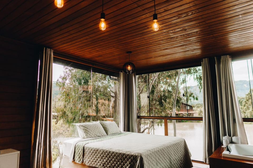 Bed, View (from property/room)