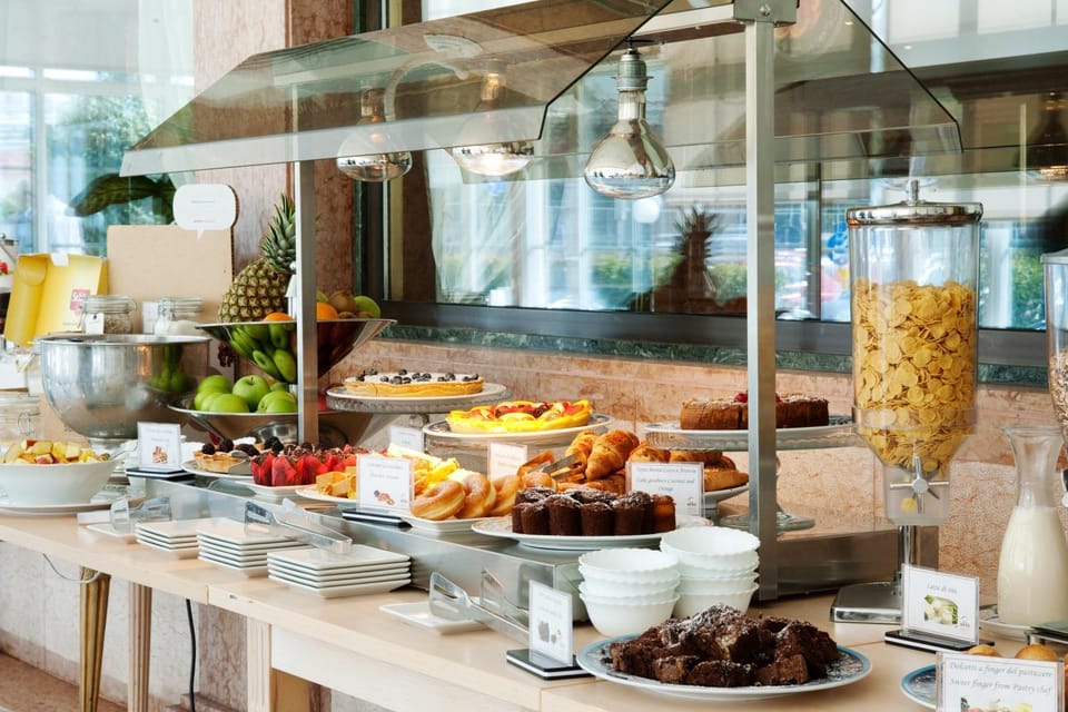 Buffet breakfast