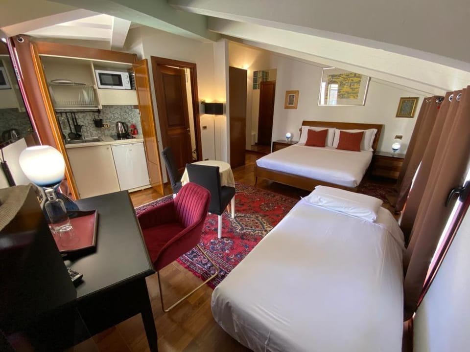 EGO' Residence Ferrara & City Center Apartment Apartment hotel in Veneto