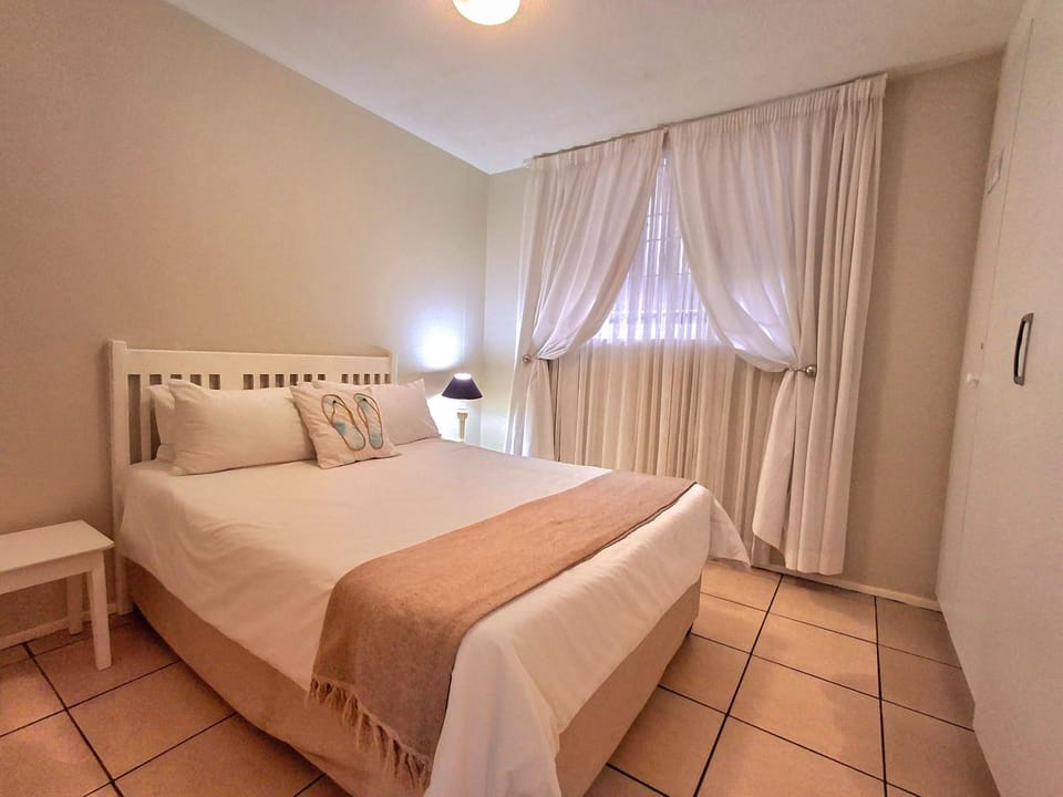 Margate Boulevard Beachfront Apartment Apartment in Margate