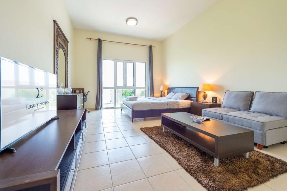 Living room, Photo of the whole room, Seating area, Bedroom