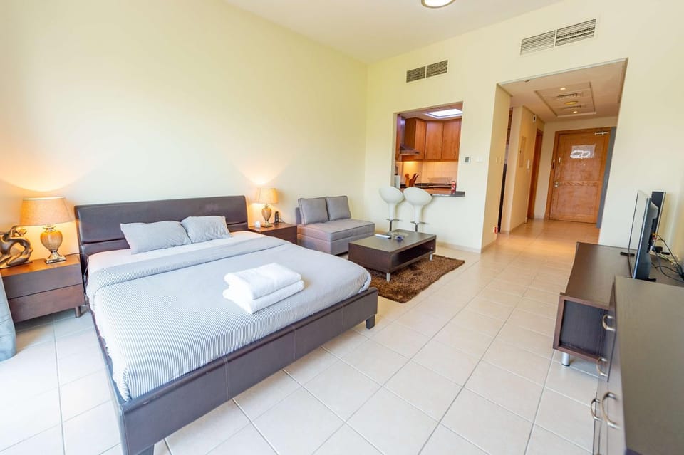 Communal lounge/ TV room, Bed, TV and multimedia, Evening entertainment, Bedroom
