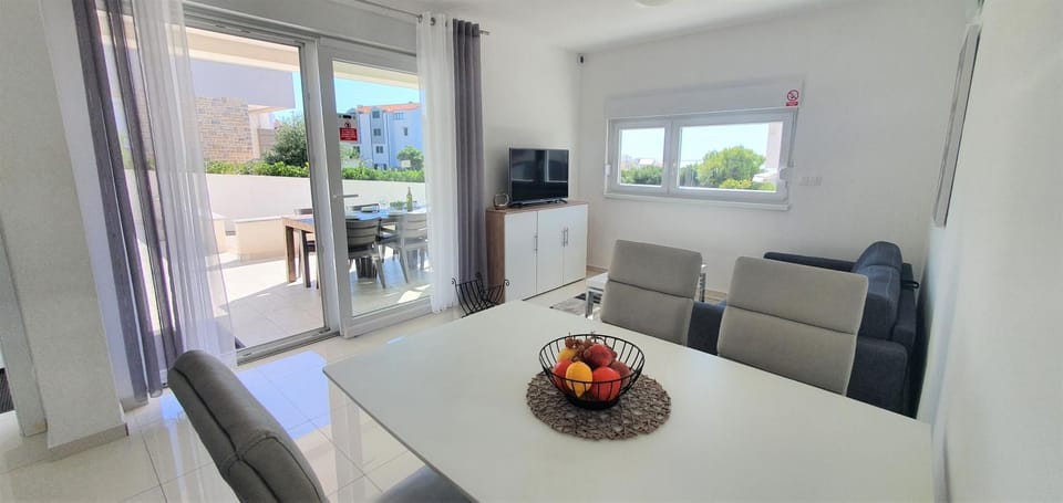 Patio, Living room, Dining area