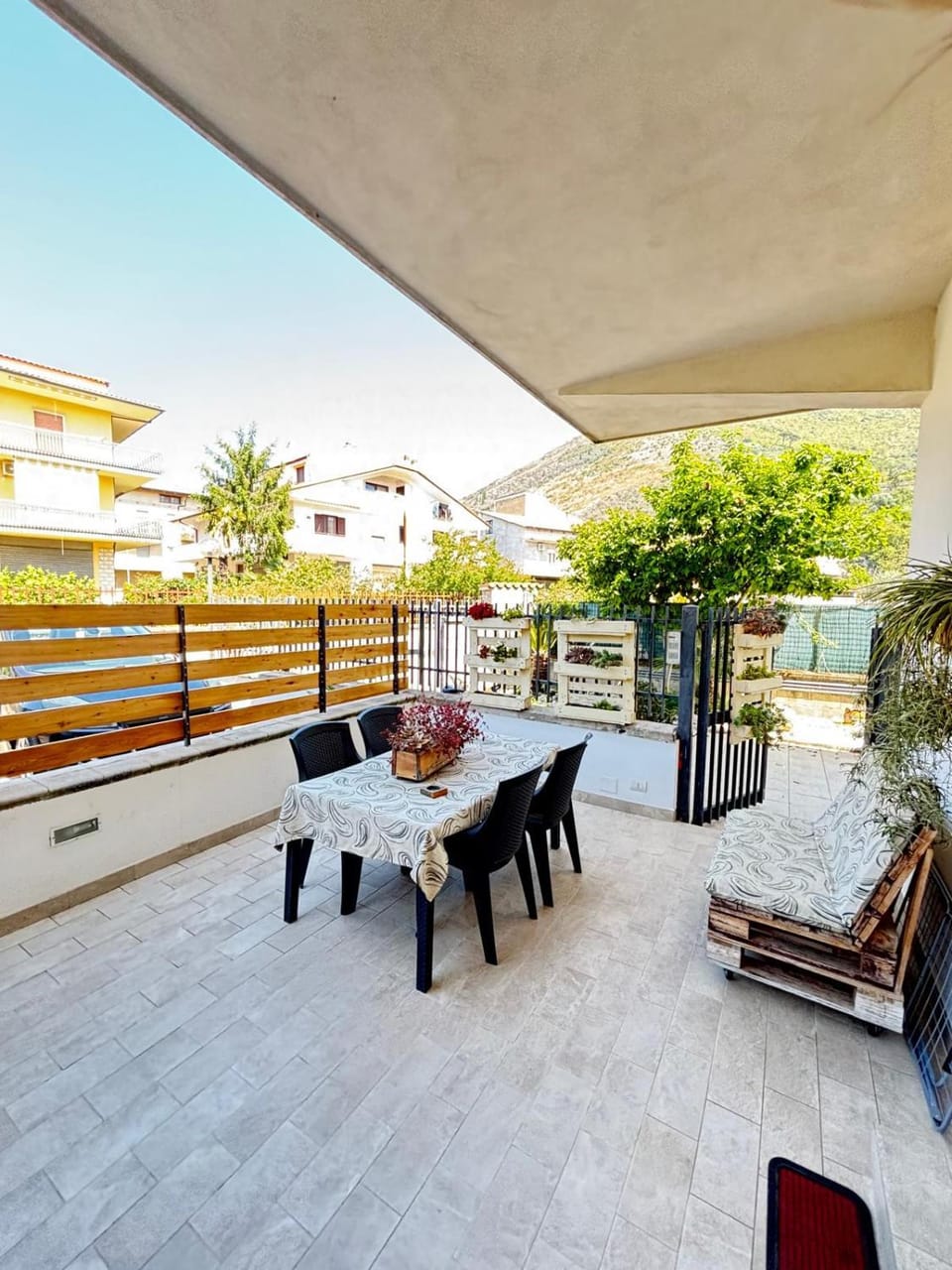 J&M House House in Fondi