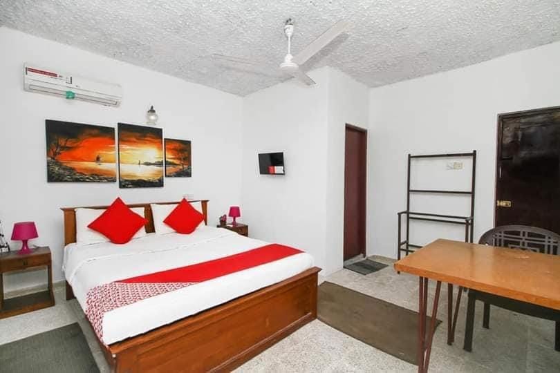 OYO 459 Barasti beach resort Hotel in Wadduwa