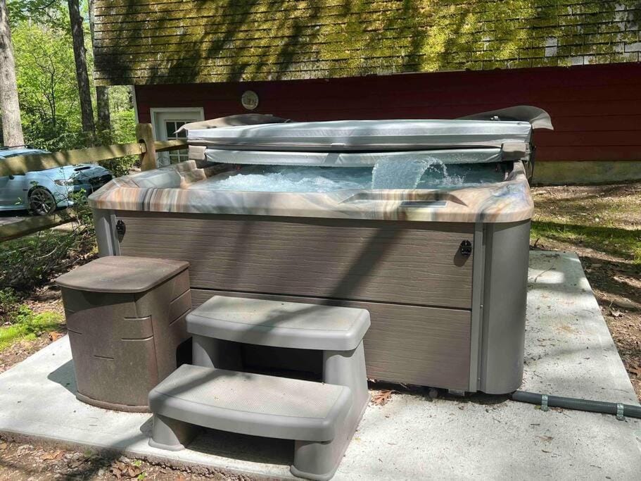 Hot Tub