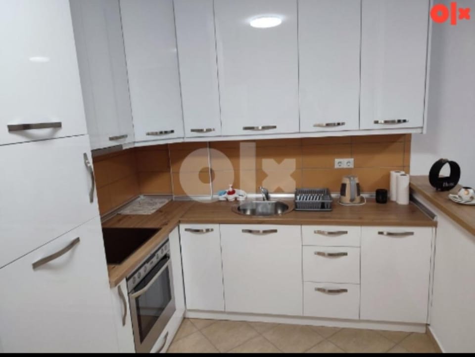 Kitchen or kitchenette, pet friendly, stove