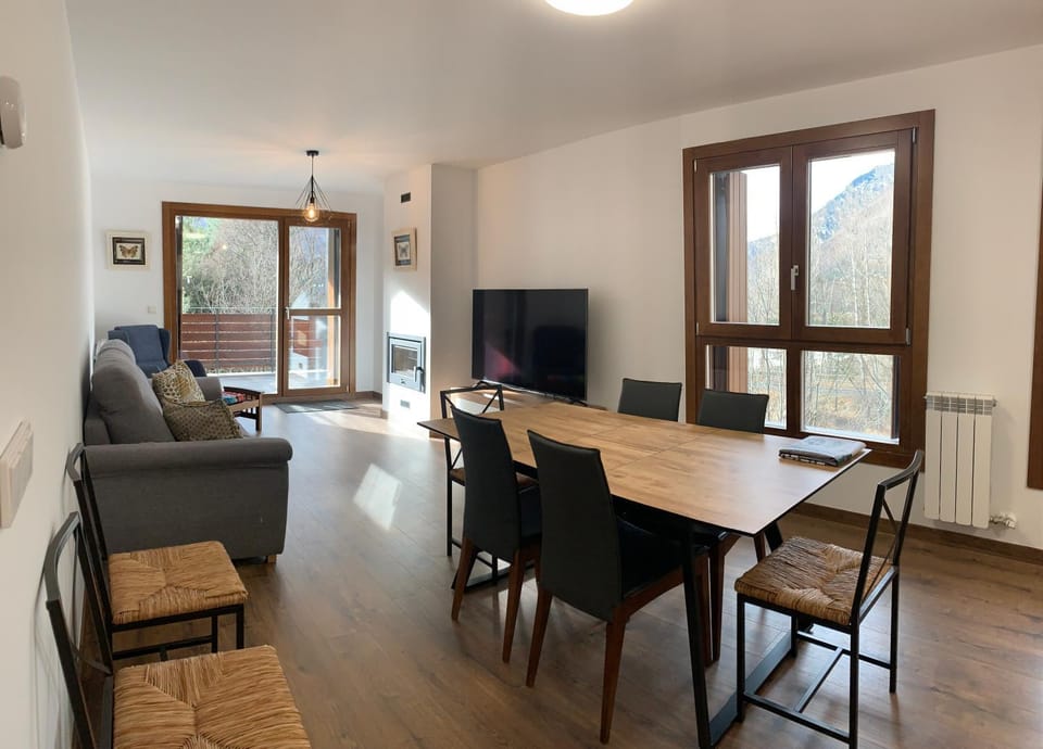 BPIRINEOS-Sierra de Chia Apartment in Benasque