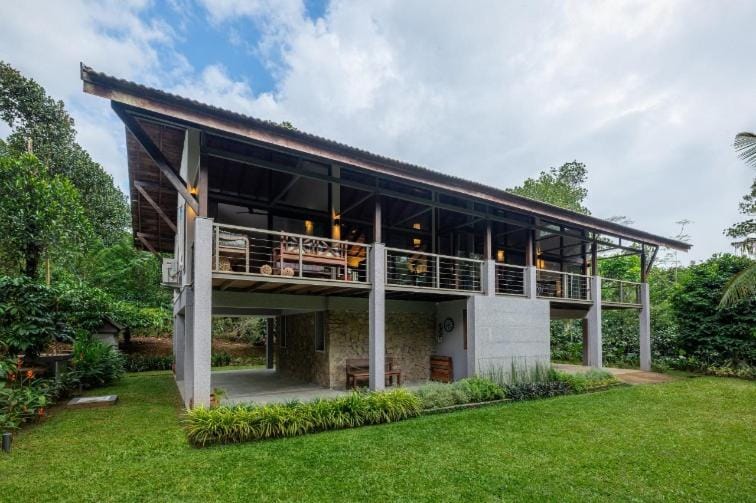 Property building, Garden, Garden view