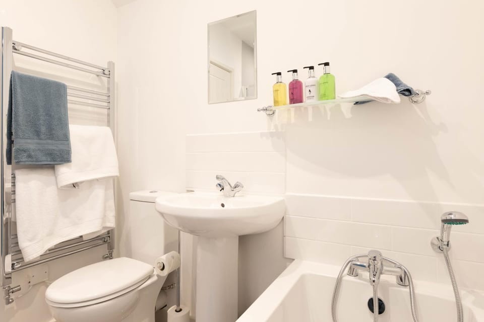 Bathroom, Bath