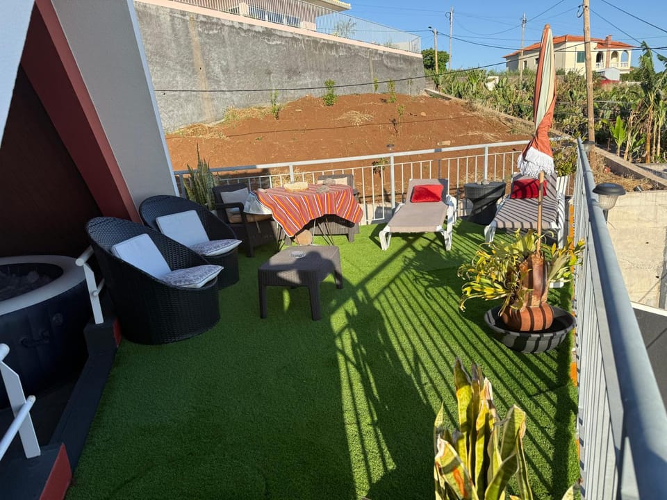 Studio privado com vista mar e montanha Apartment in Madeira District