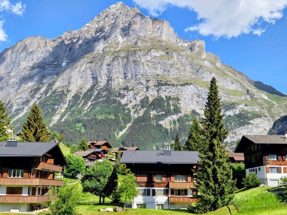 Property building, Nearby landmark, Day, Natural landscape, Mountain view