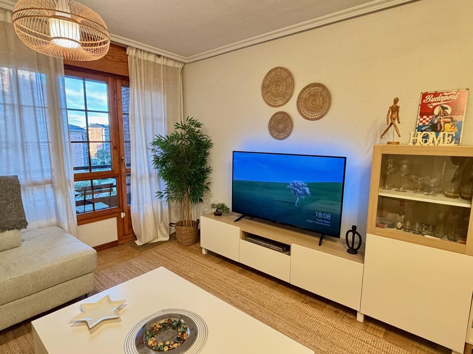TV and multimedia, Living room
