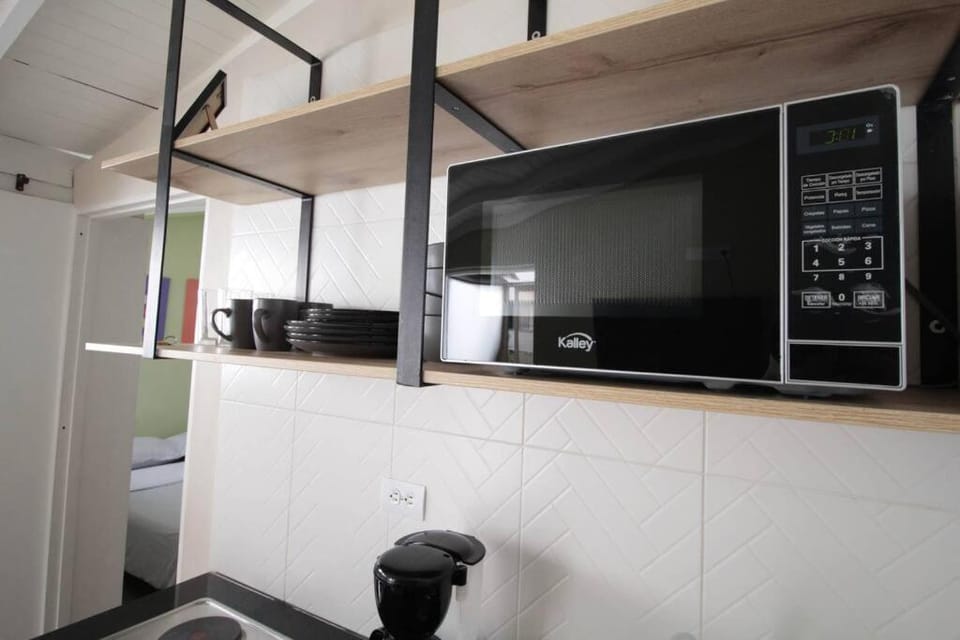 Hospedaje cerca a Provenza en el Poblado - MAN301 By Roots Rentals Apartment in Medellin
