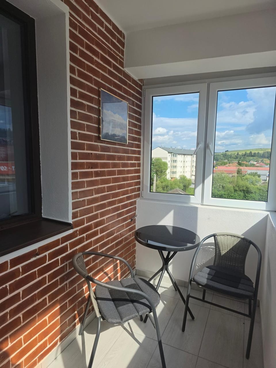 View (from property/room), Balcony/Terrace, Seating area, Mountain view
