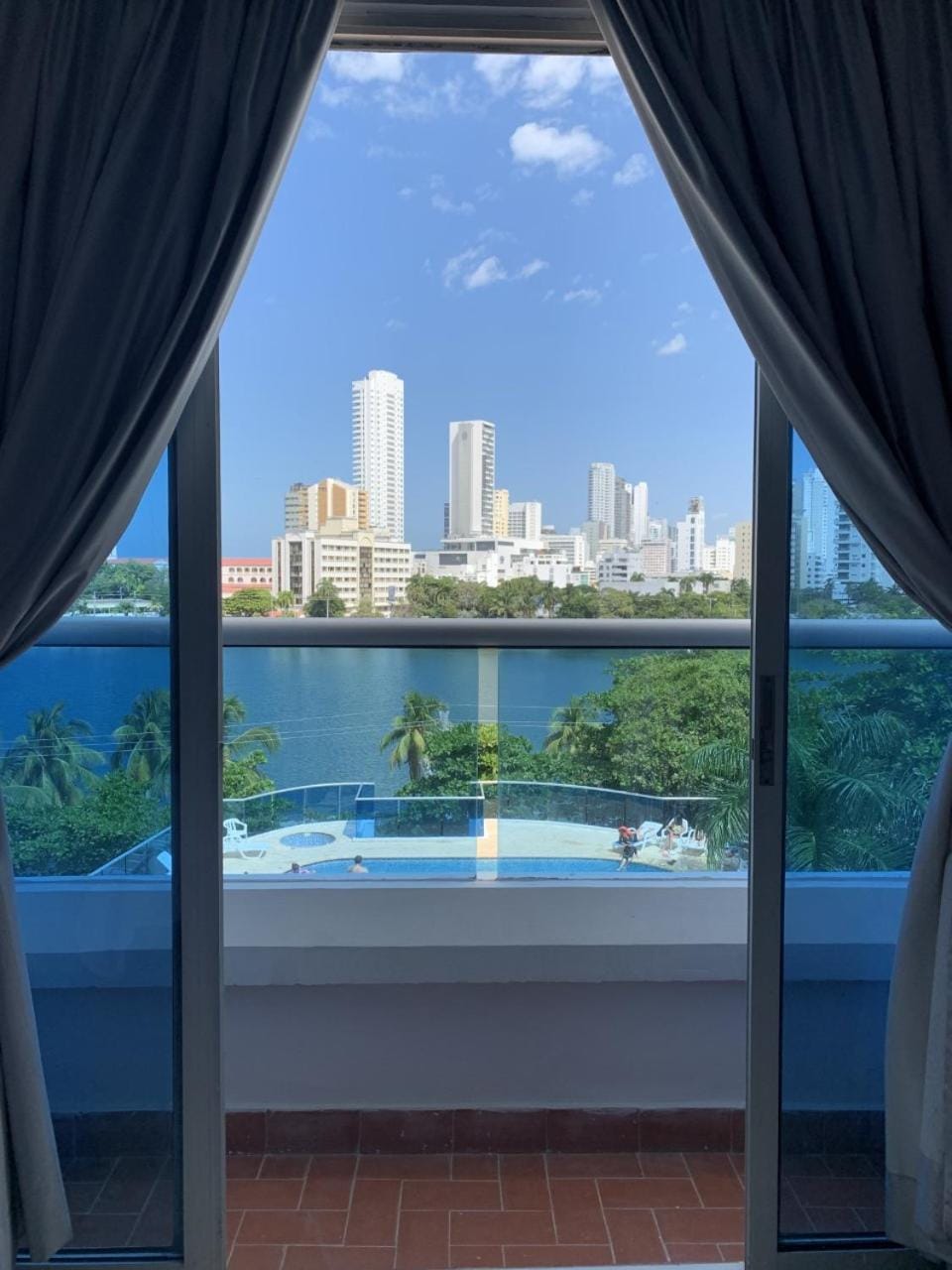 Balcony/Terrace, City view, Street view