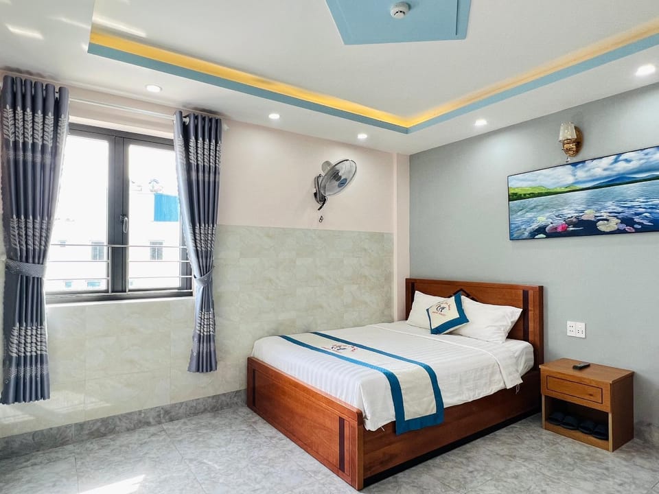 Bed, TV and multimedia