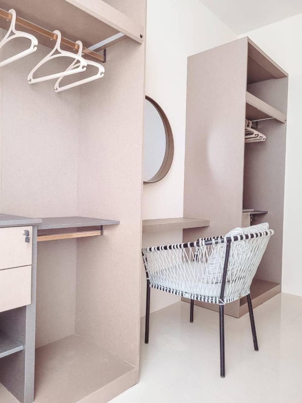 wardrobe