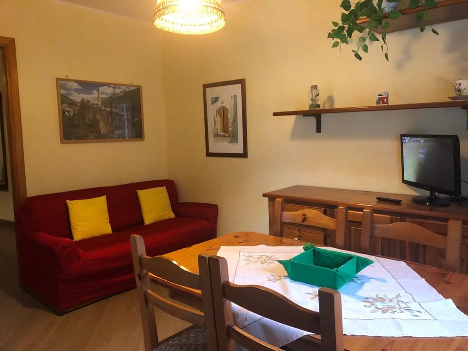 La Losa Apartment in Aosta Valley, Italy
