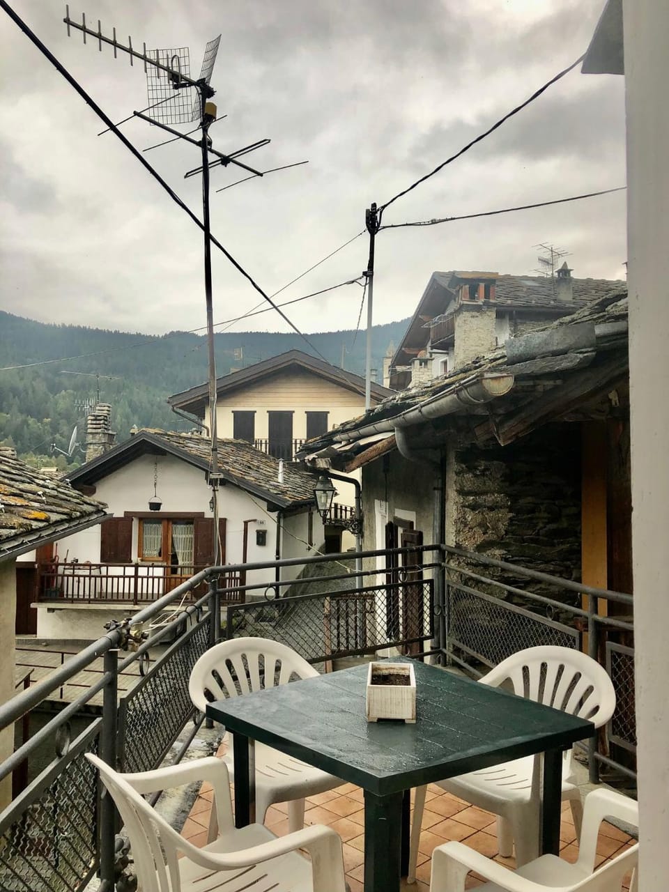 La Losa Apartment in Aosta Valley, Italy