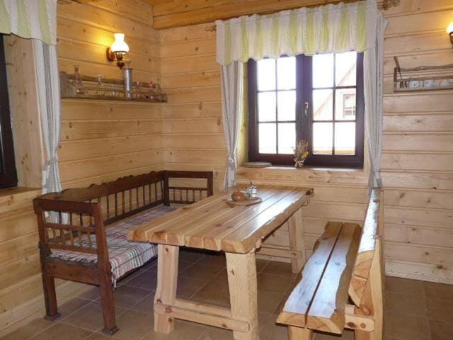 Seating area, Communal kitchen