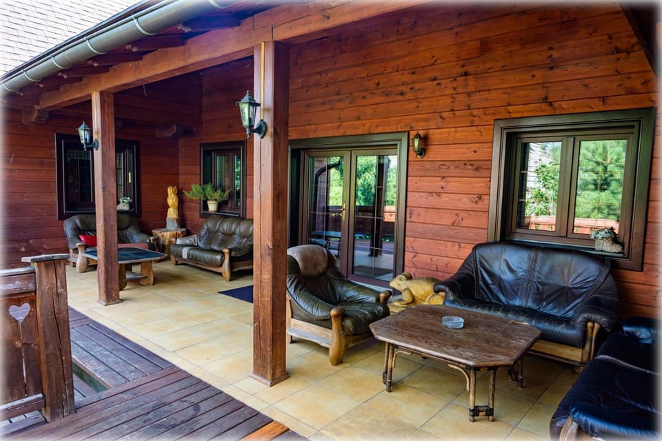 Property building, Balcony/Terrace