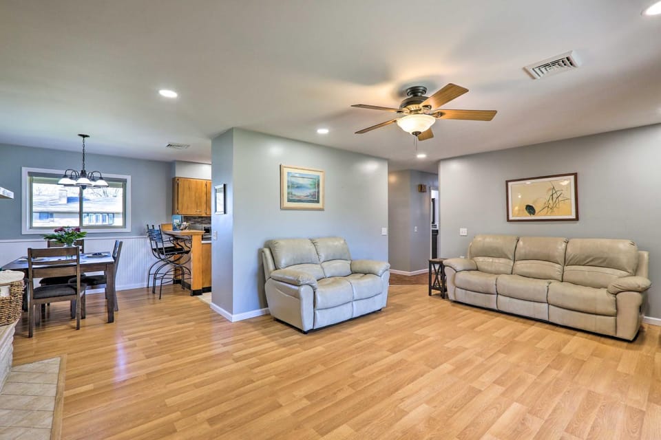 Dayton Home with Patio and Fire Pit about 6 Mi Dtwn! House in Kettering