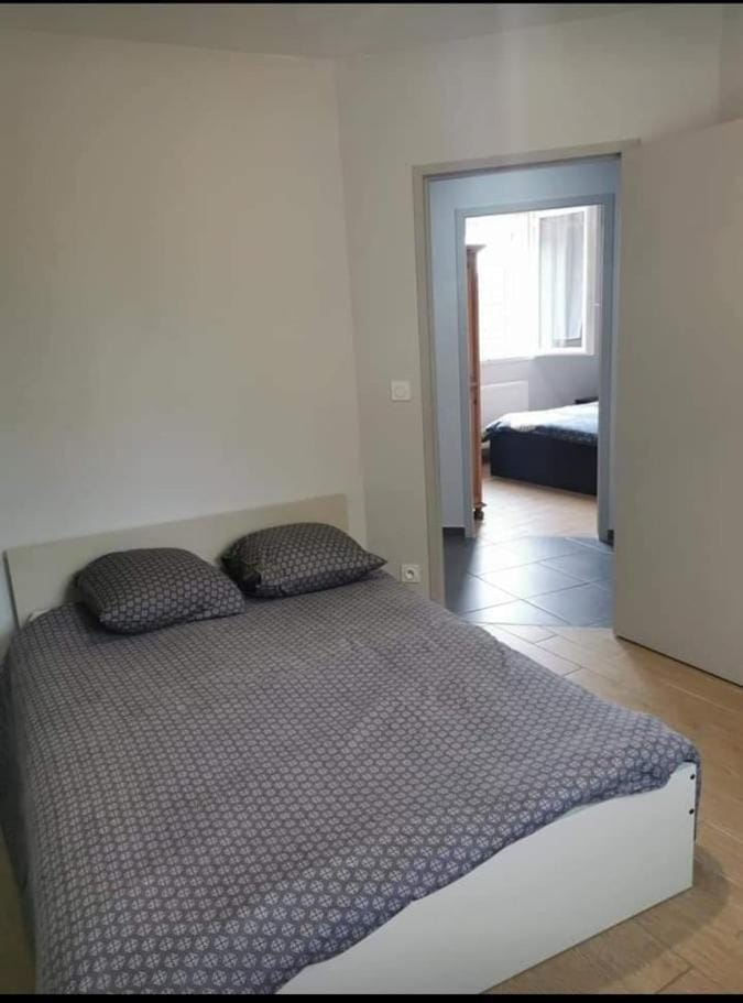 Le Pub Apartment in Occitanie