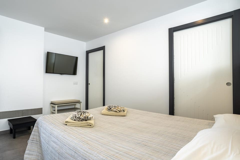 Living room, Bedroom