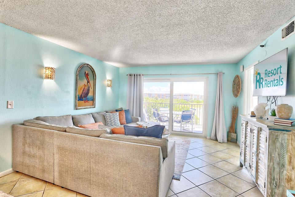 Caprice 306 House in Treasure Island