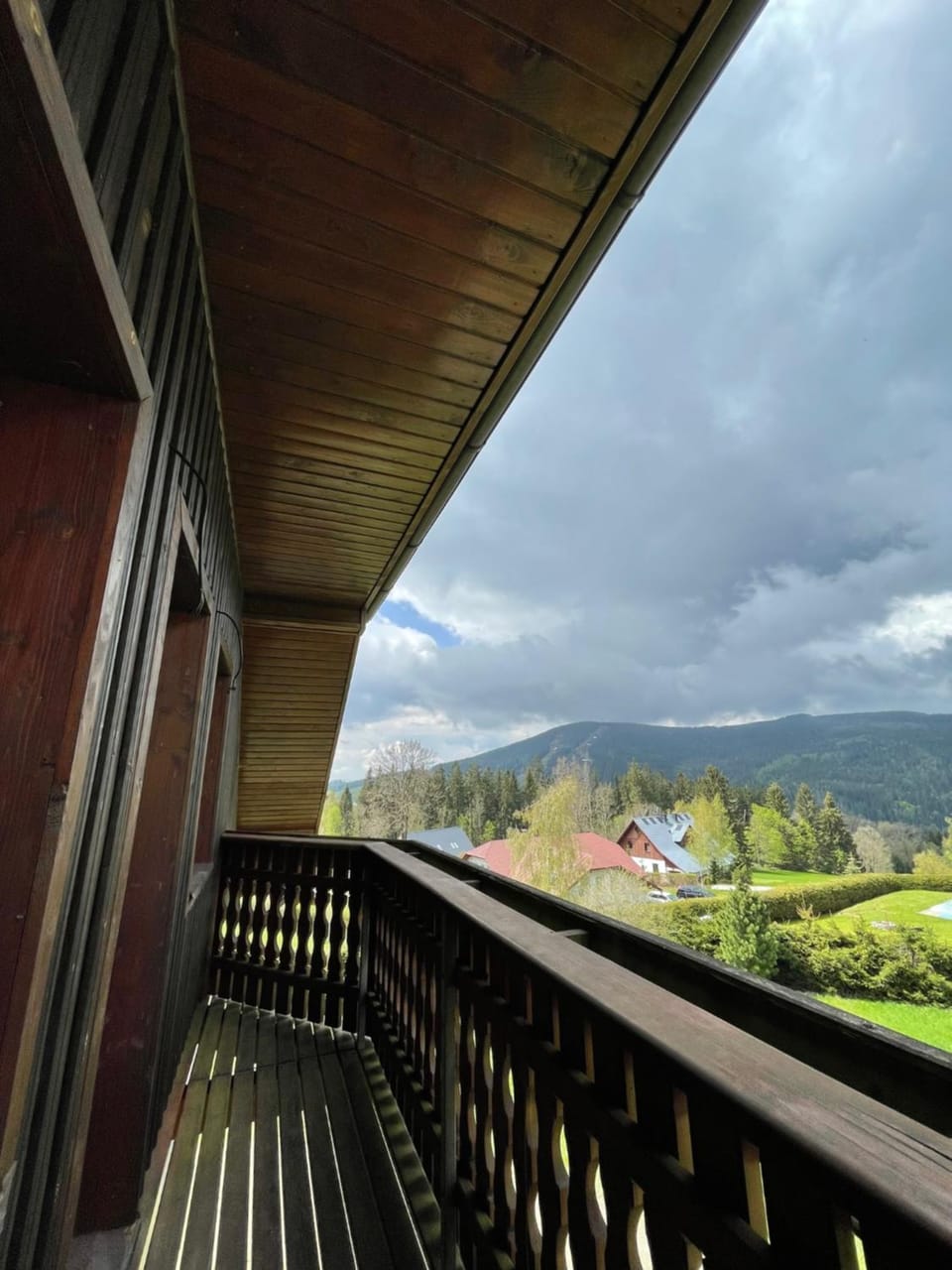 Day, Natural landscape, Balcony/Terrace, Mountain view