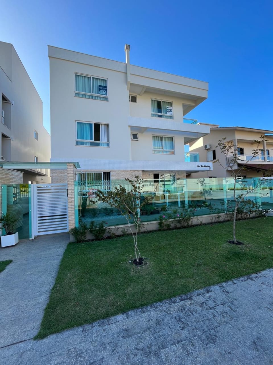 Apto de 3 quartos na Praia de Palmas, com garagem Apartment in Florianopolis