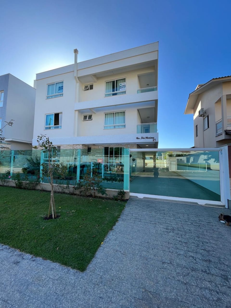 Apto de 3 quartos na Praia de Palmas, com garagem Apartment in Florianopolis