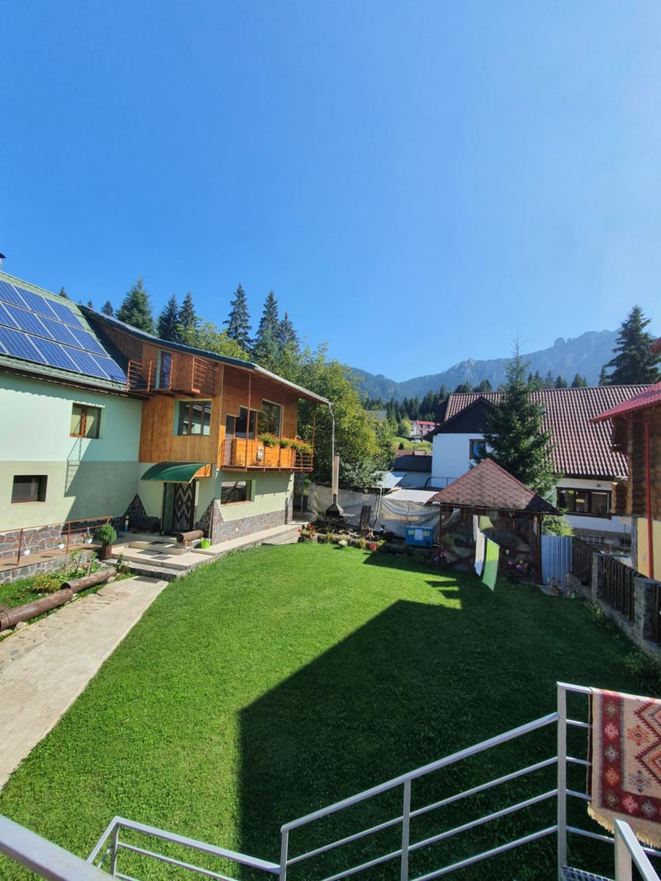 Property building, Garden, Garden view
