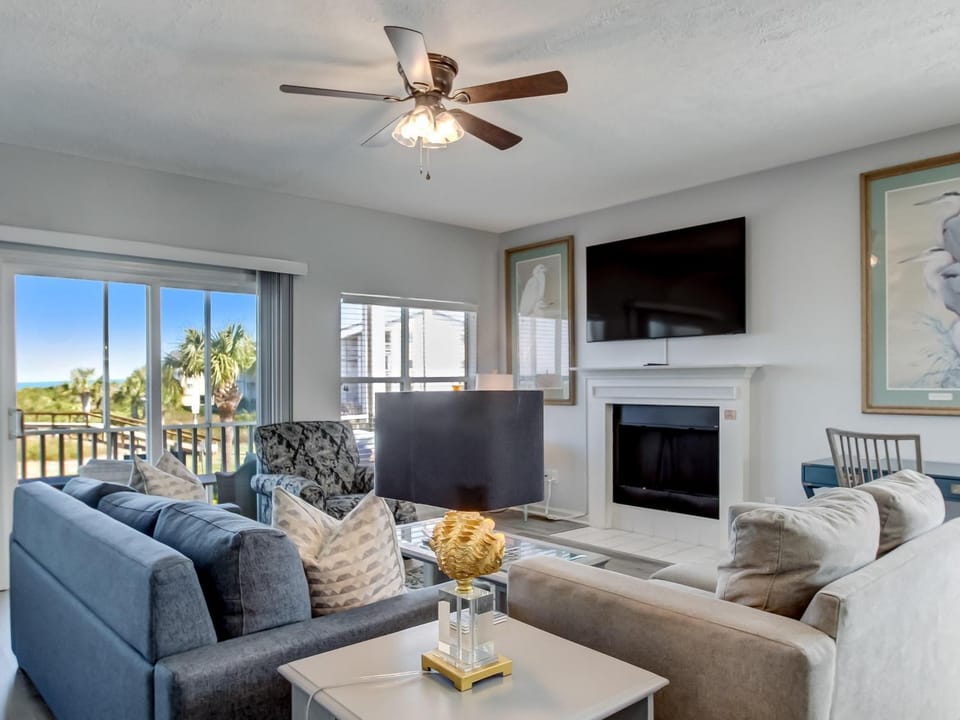 Captain's View House in Tybee Island
