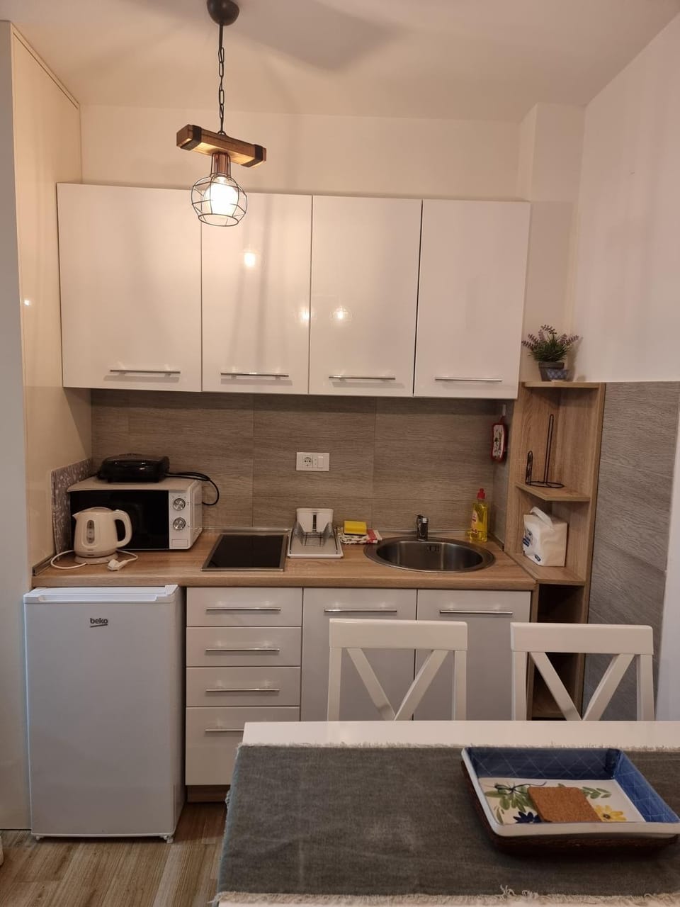 Kitchen or kitchenette, toaster