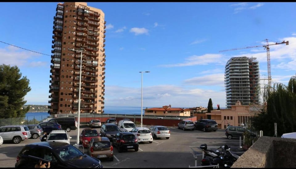 Azzurra House in Roquebrune-Cap-Martin