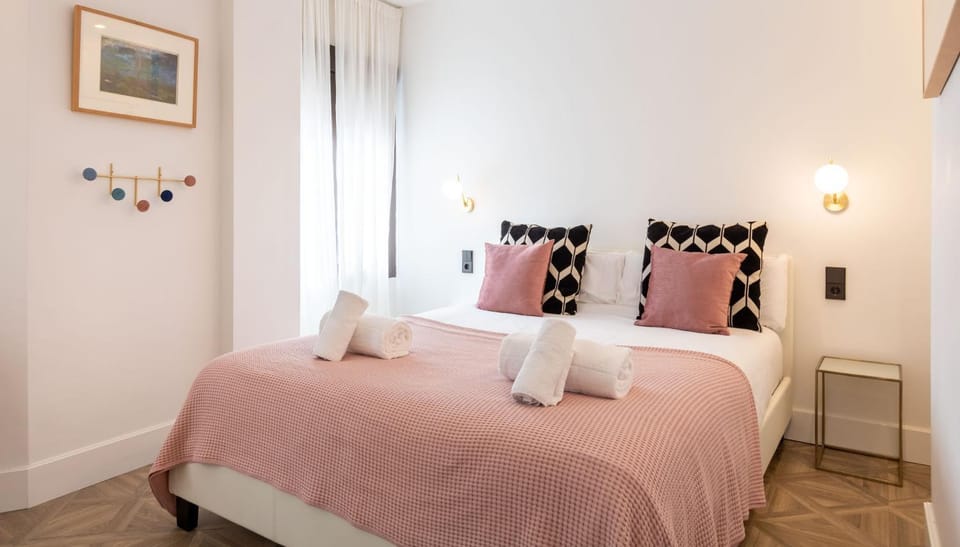 Salado Triana Suites by Valcambre Apartment in Seville