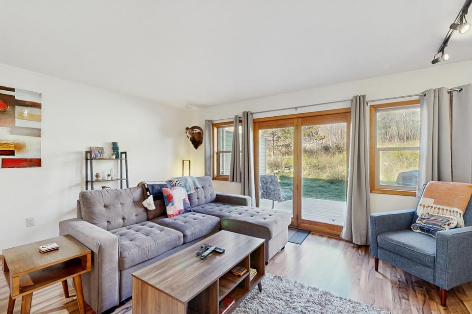 Pineridge Patio House in Big Sky