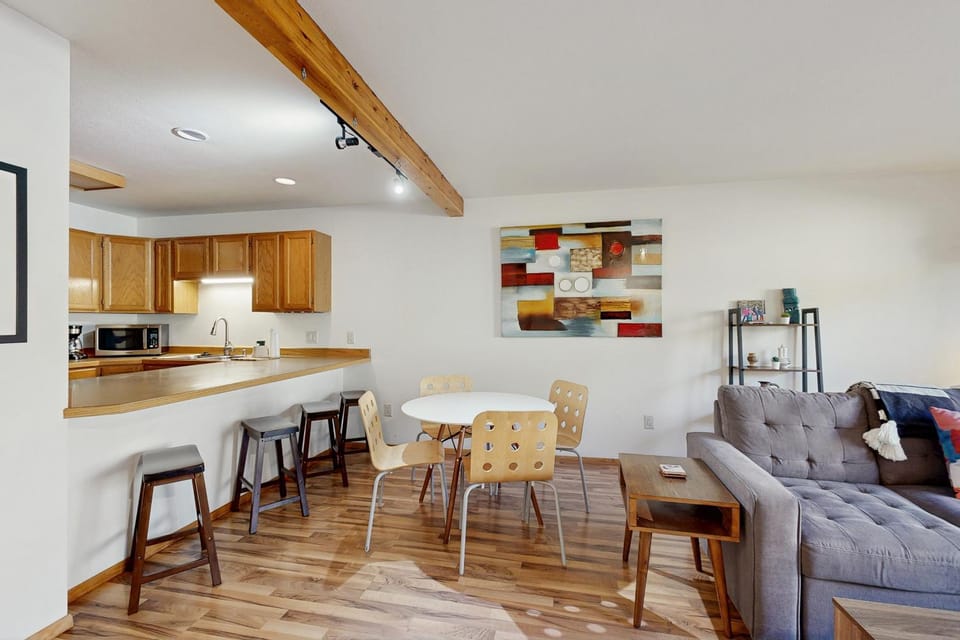 Pineridge Patio House in Big Sky