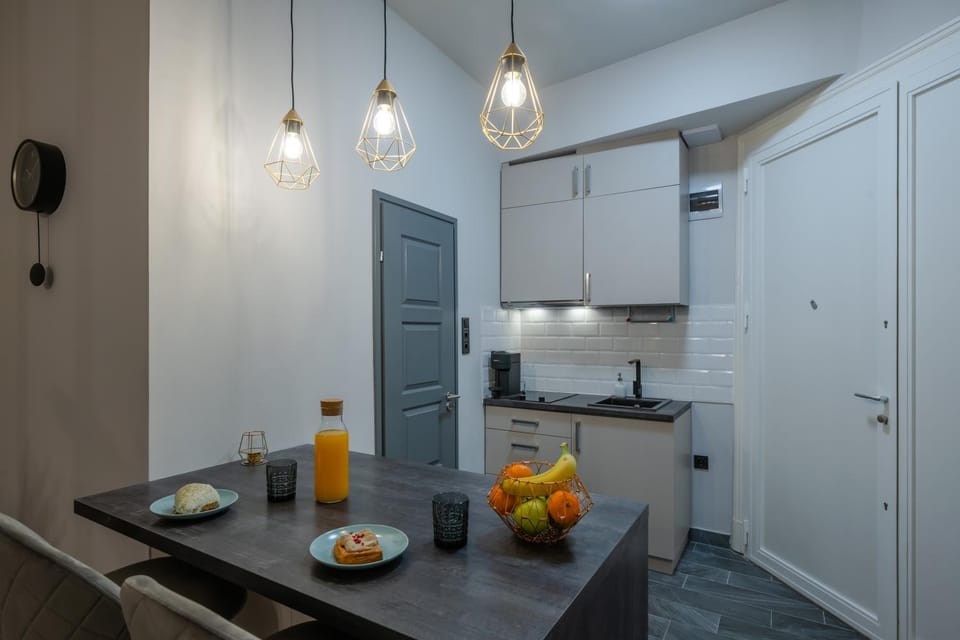 Dining area, Communal kitchen, Drinks