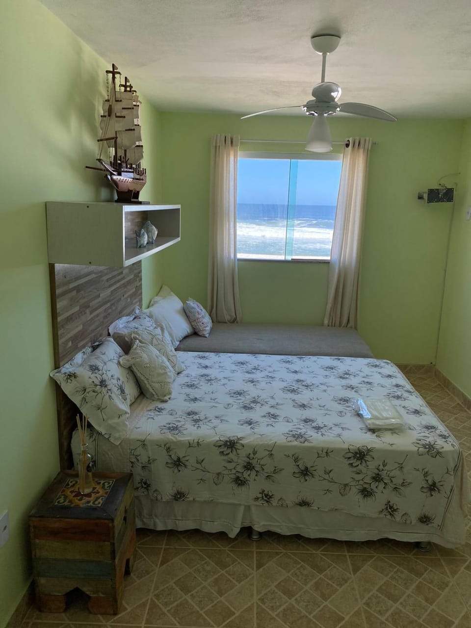 Bed, Bedroom, Sea view
