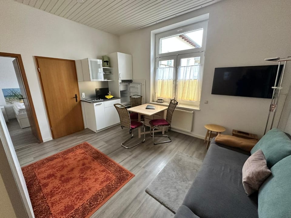 TV and multimedia, Kitchen or kitchenette, Living room, Seating area, Dining area, minibar