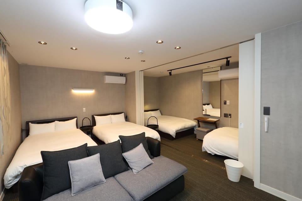 Living room, Bedroom
