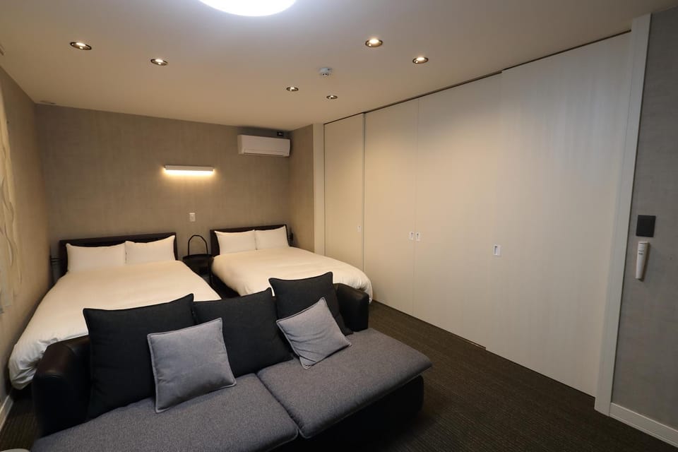 Living room, Bedroom