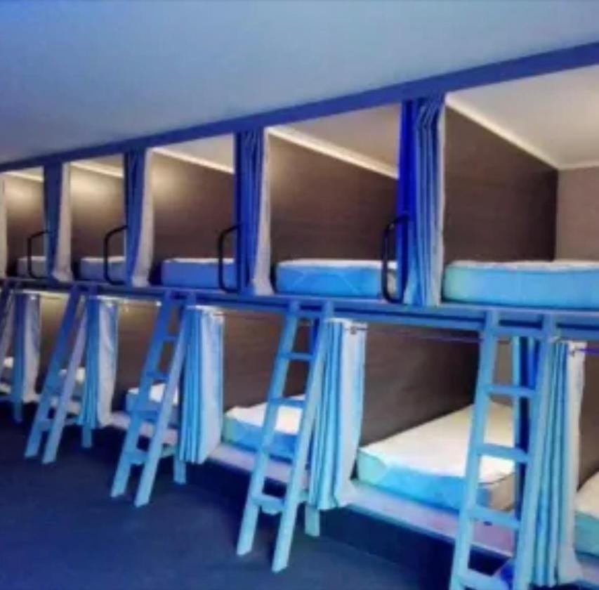 Photo of the whole room, bunk bed