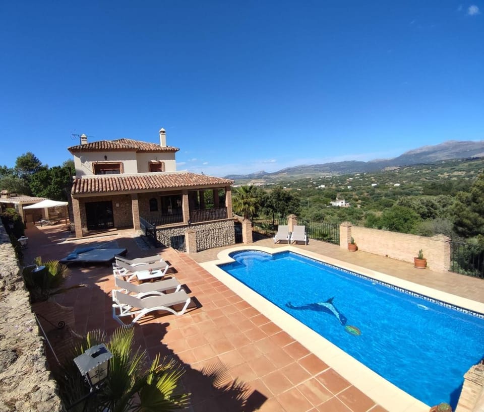 Property building, Natural landscape, Pool view