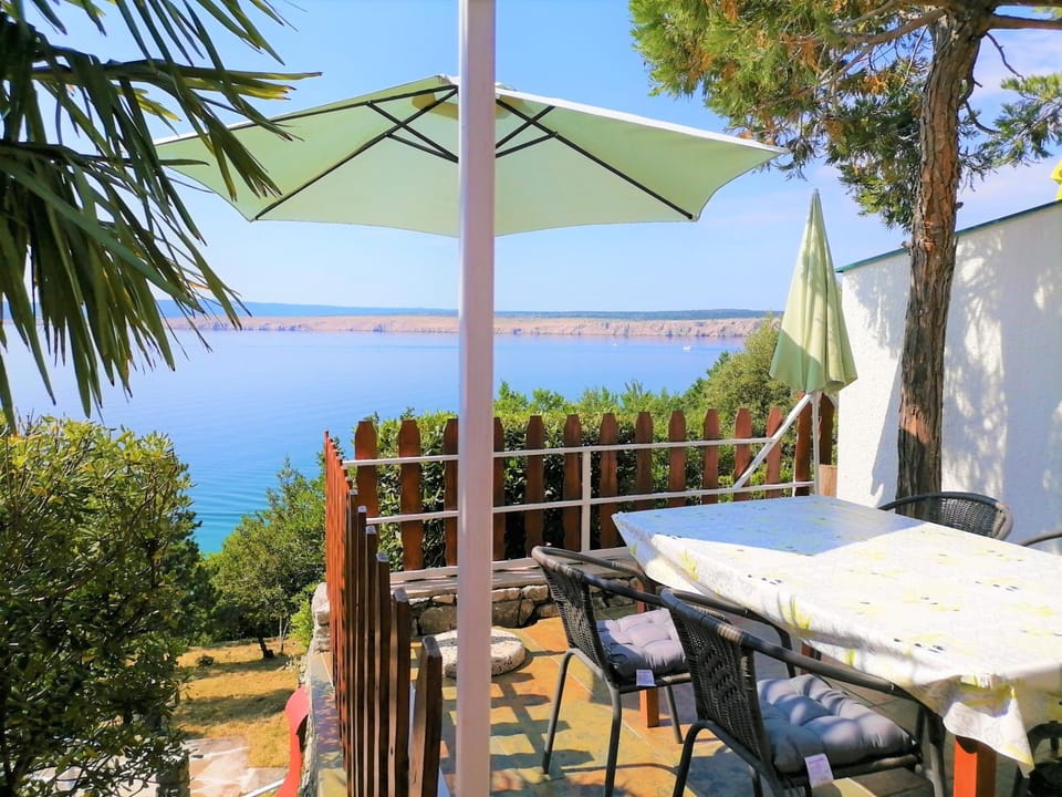 Klaja Summerbay Apartments Apartment in Primorje-Gorski Kotar County